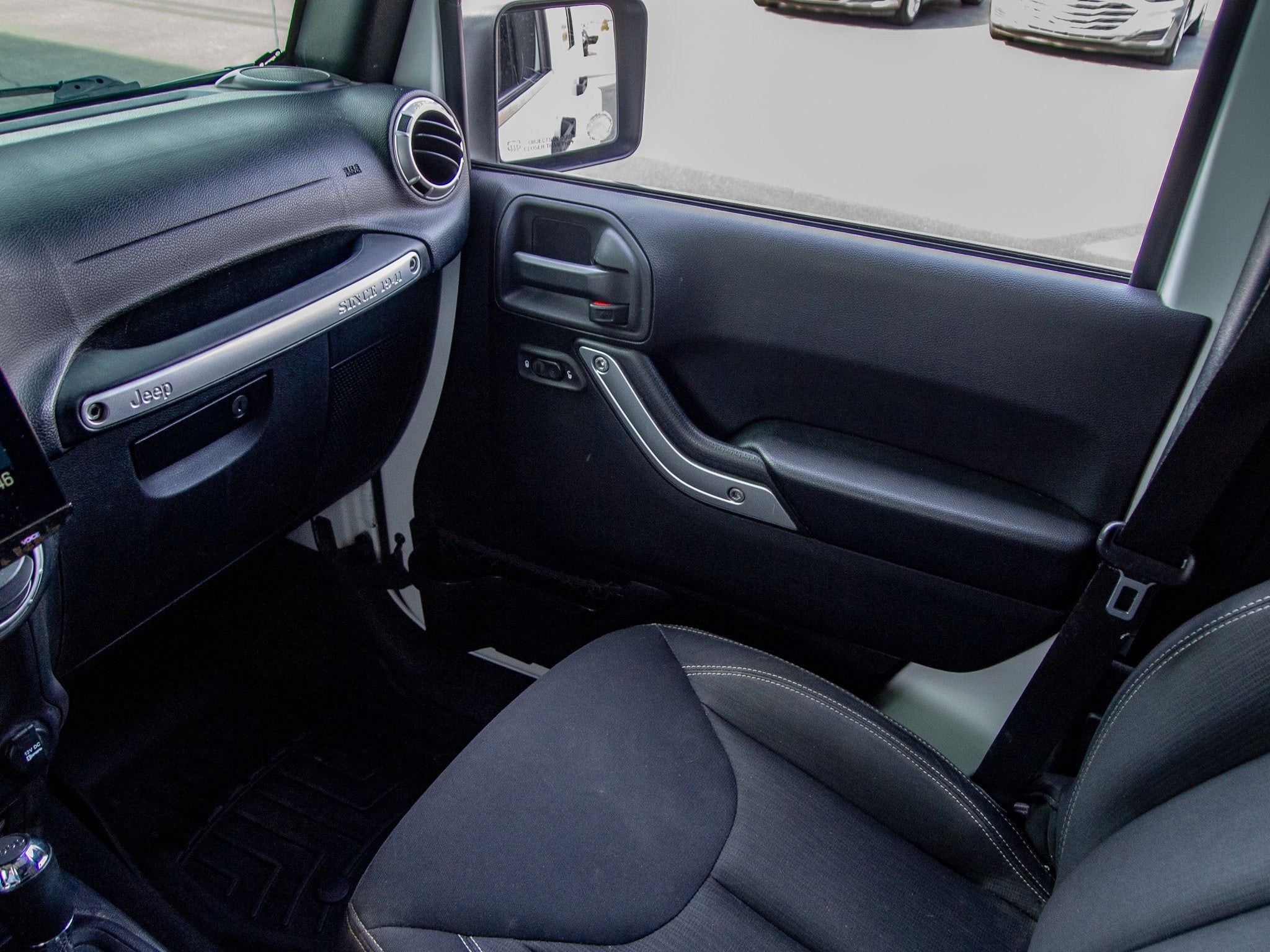 2015 Jeep WRANGLER UNLIMI Base