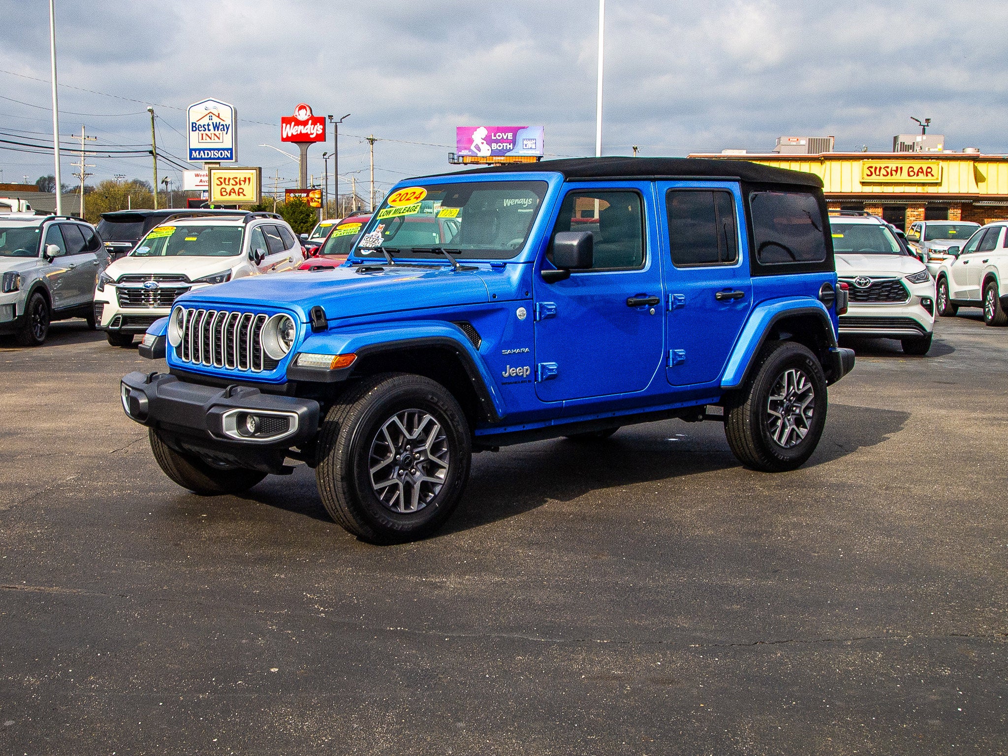 2024 Jeep Wrangler Sahara