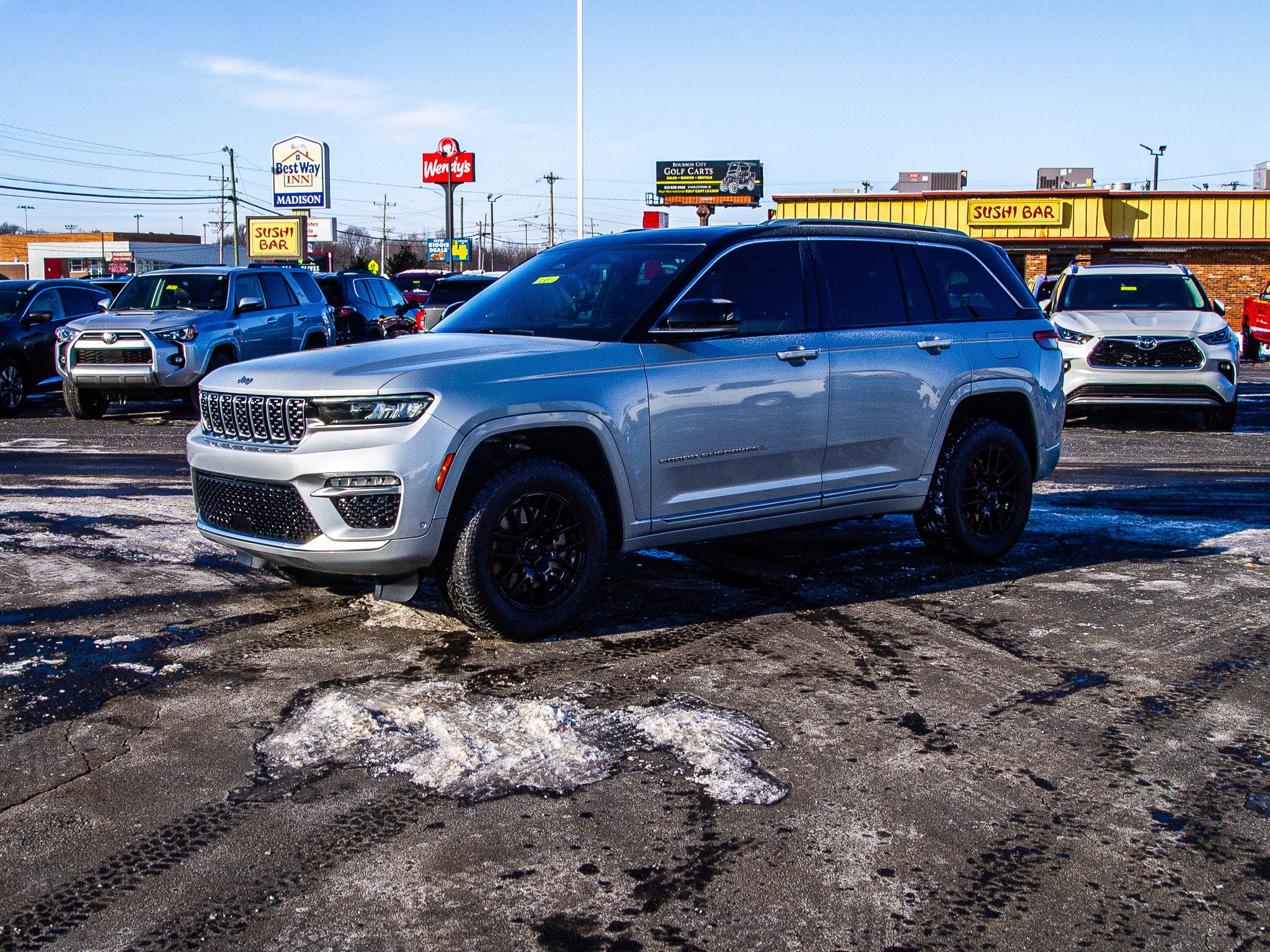 2022 Jeep Grand Cherokee Summit Reserve