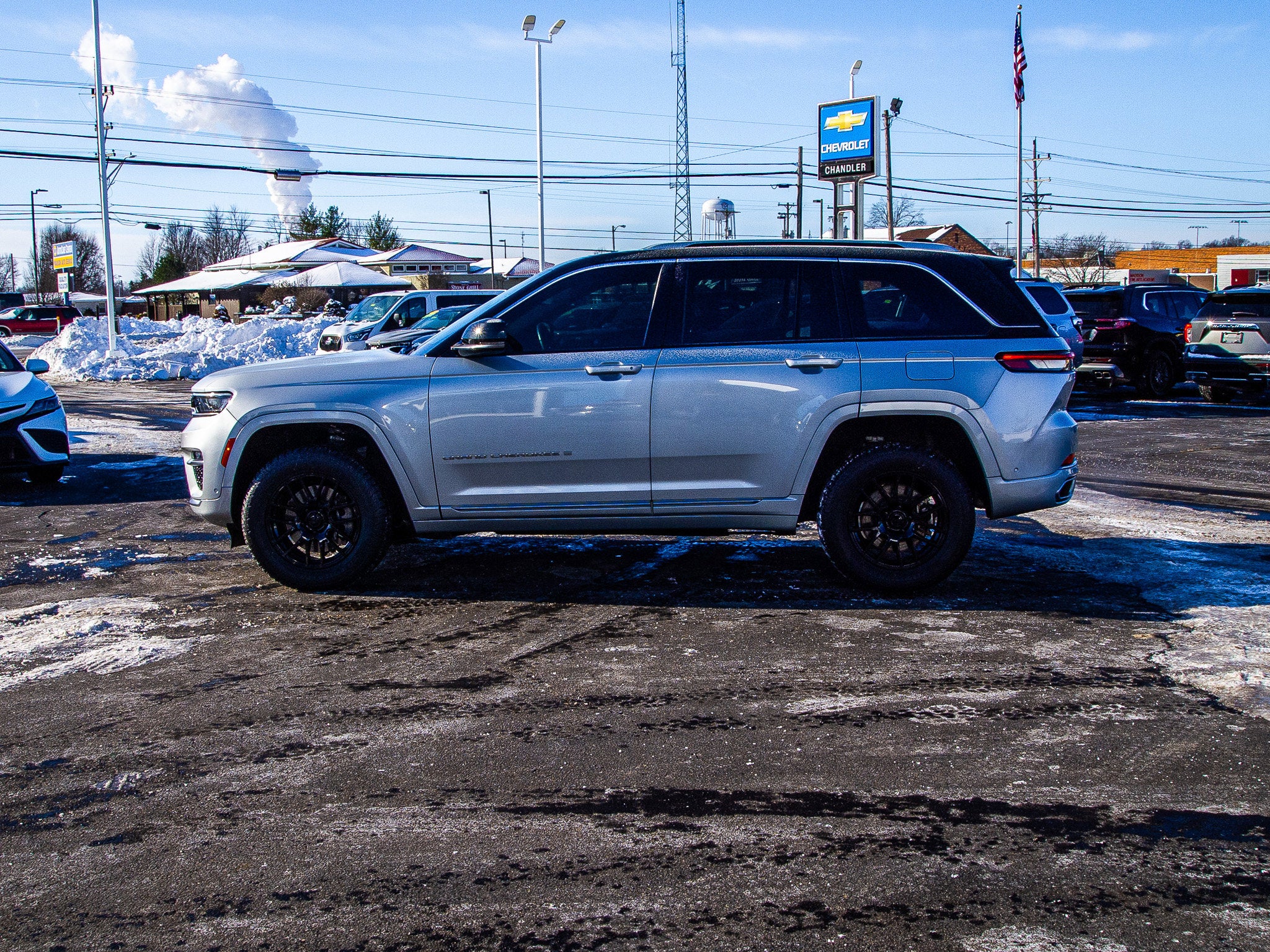 2022 Jeep Grand Cherokee Summit Reserve