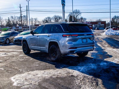 2022 Jeep Grand Cherokee Summit Reserve