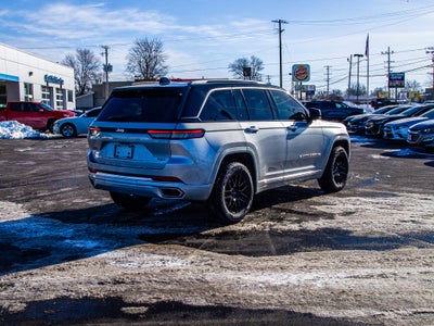 2022 Jeep Grand Cherokee Summit Reserve