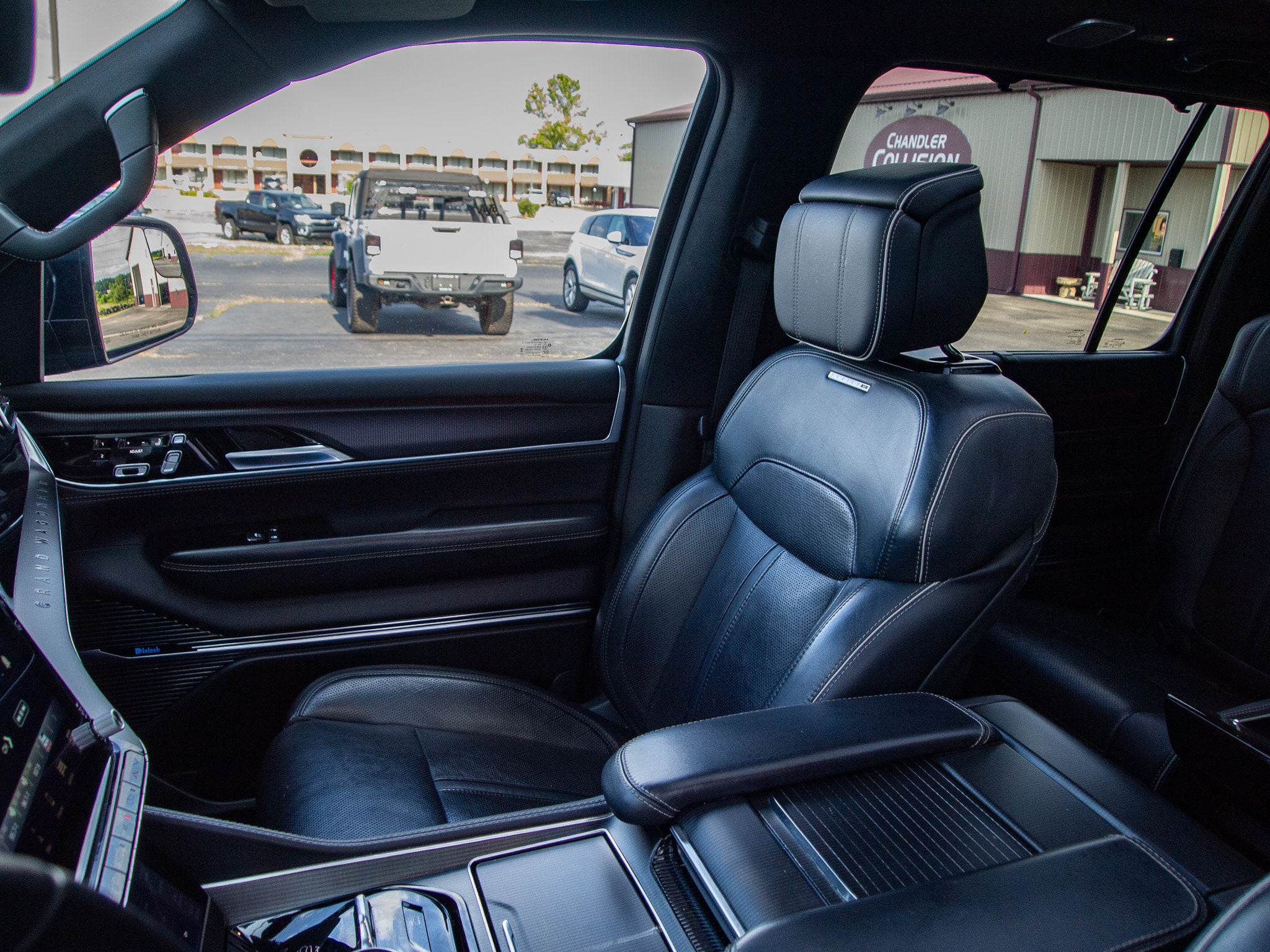 2024 Jeep Grand Wagoneer L Series II
