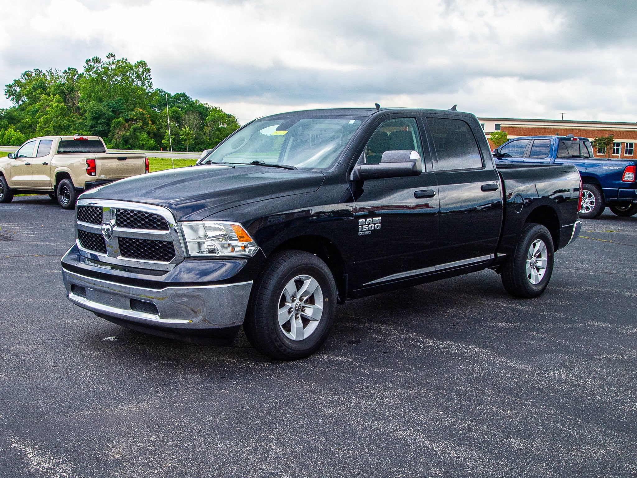 2023 RAM 1500 Classic SLT