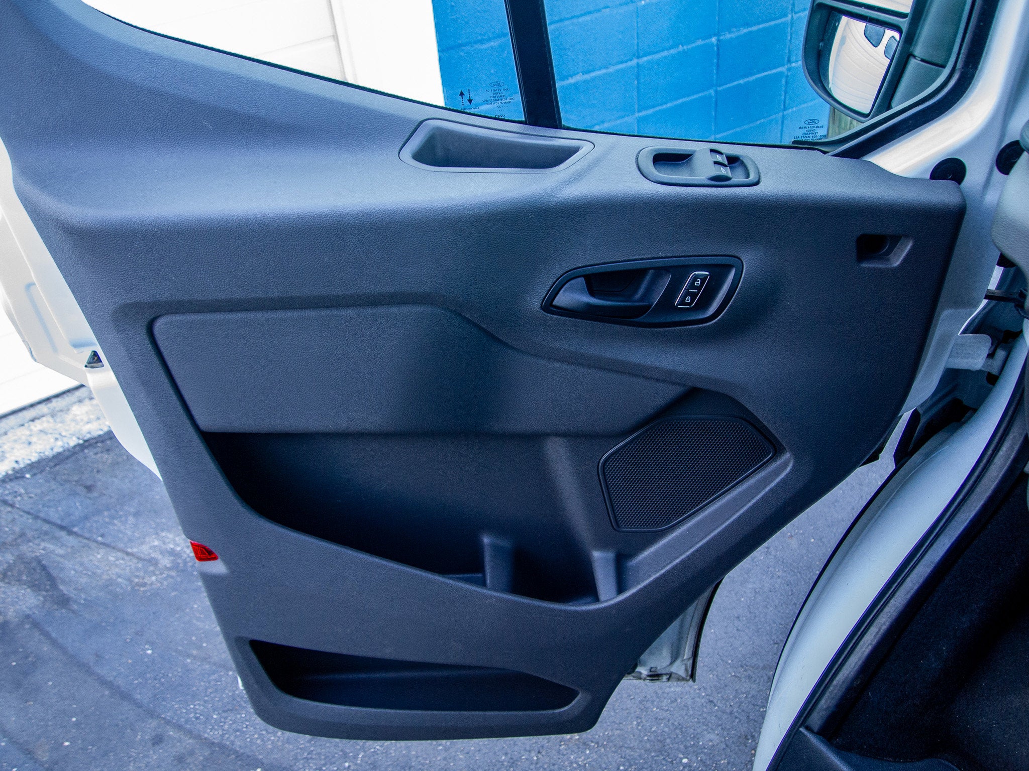 2022 Ford Transit Passenger Wagon XL