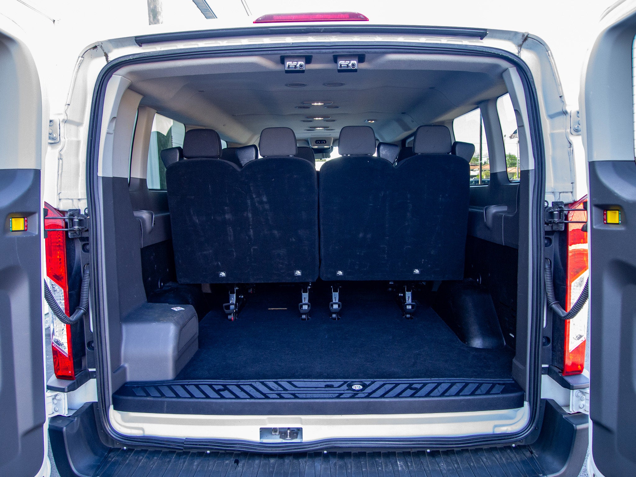 2022 Ford Transit Passenger Wagon XL