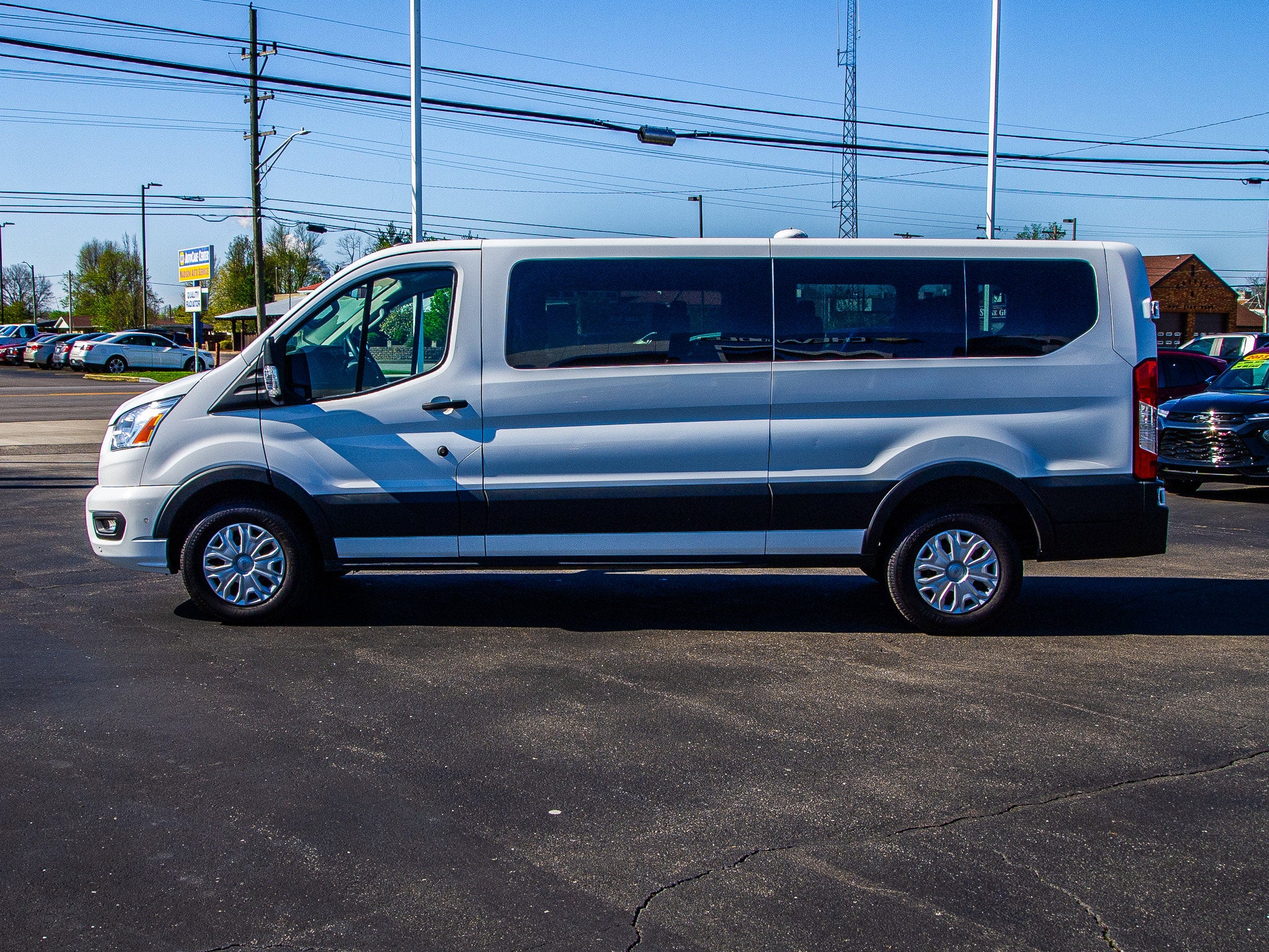 2022 Ford Transit Passenger Wagon XL