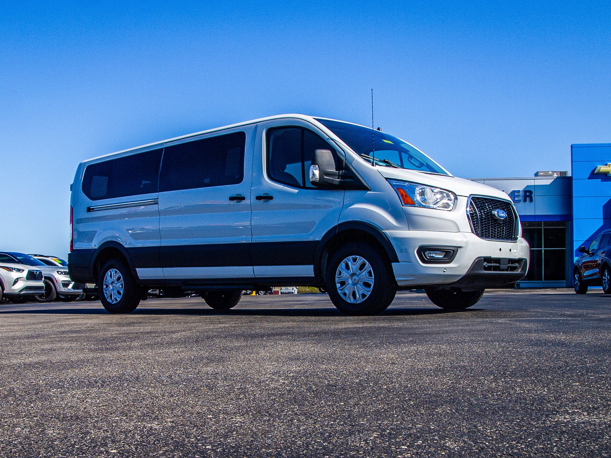 2022 Ford Transit Passenger Wagon XL