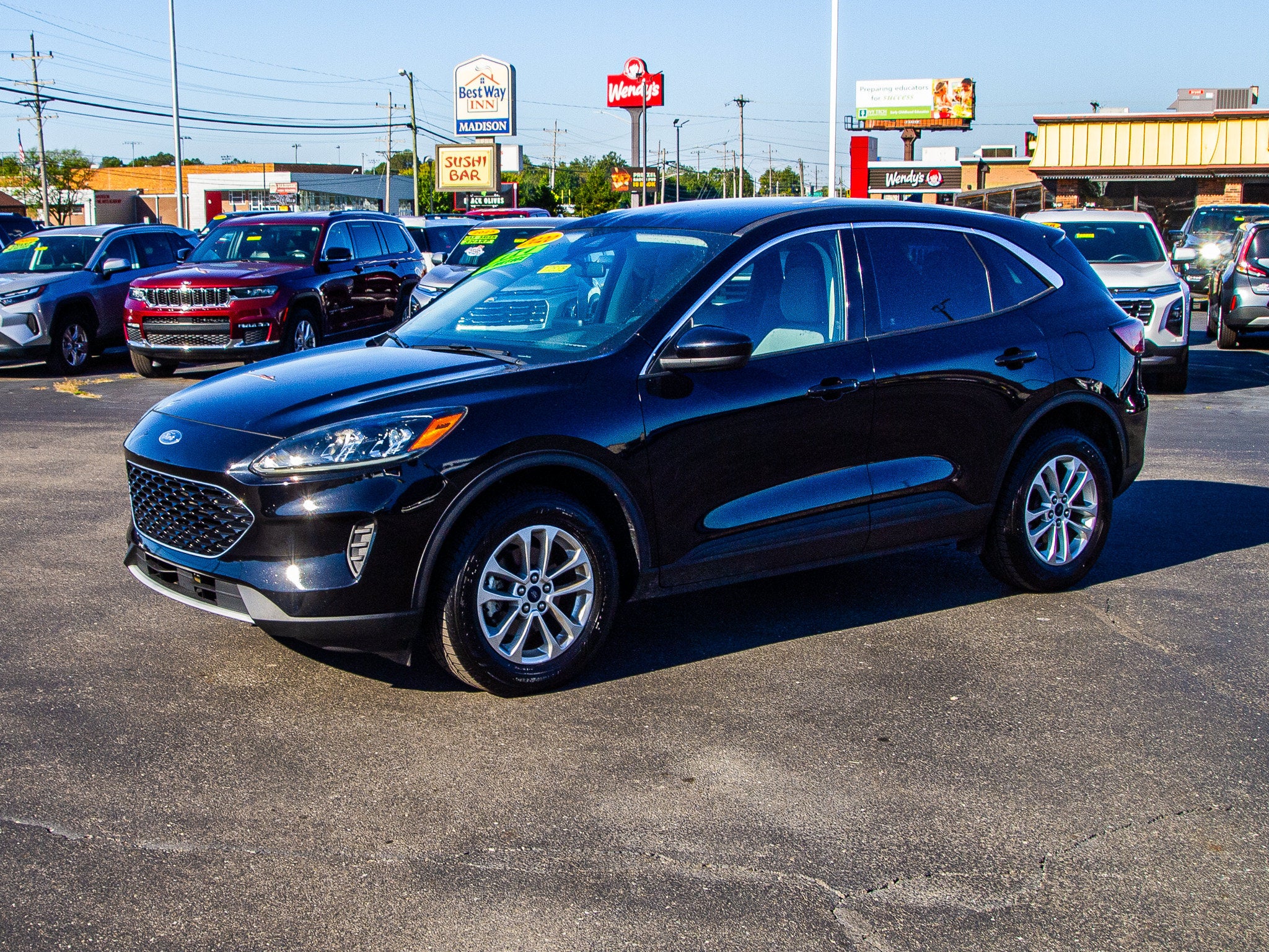 2020 Ford Escape SE