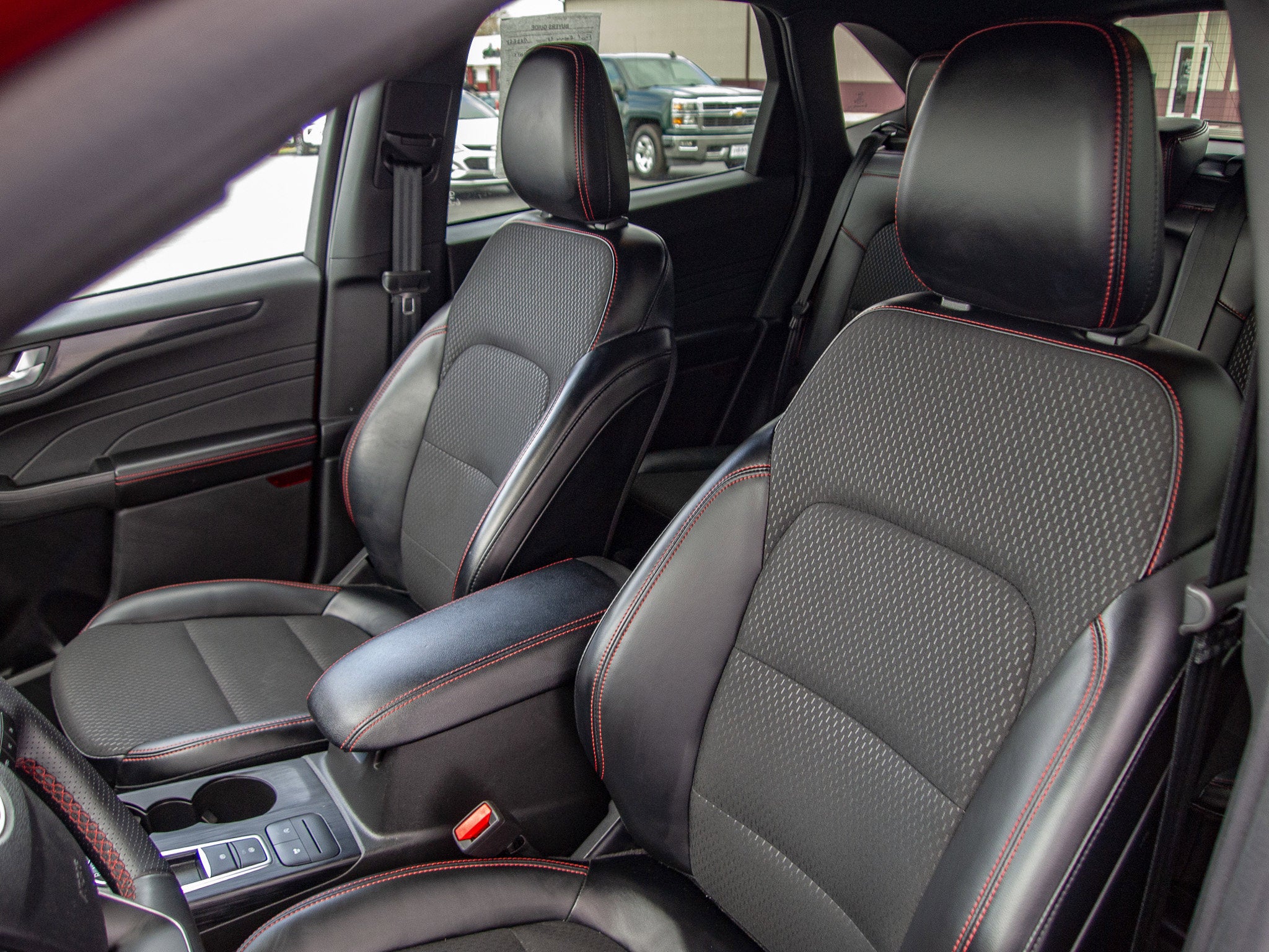 2025 Ford Escape ST-Line