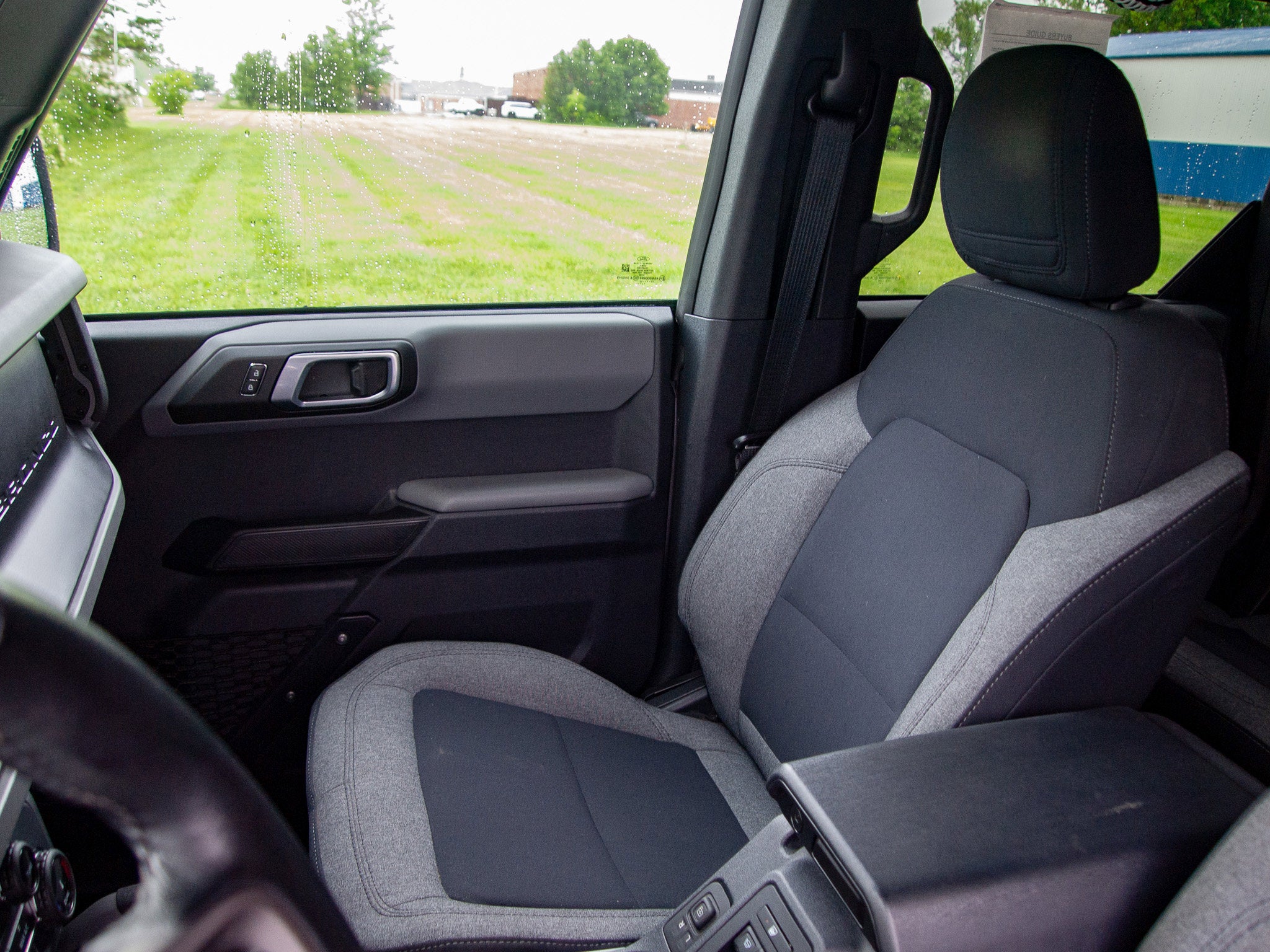 2022 Ford Bronco Base