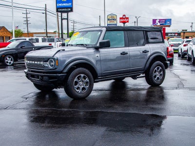 2022 Ford Bronco Base