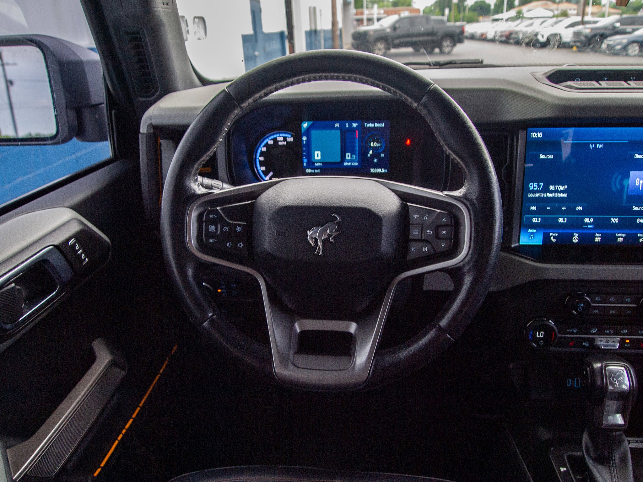 2021 Ford Bronco Base