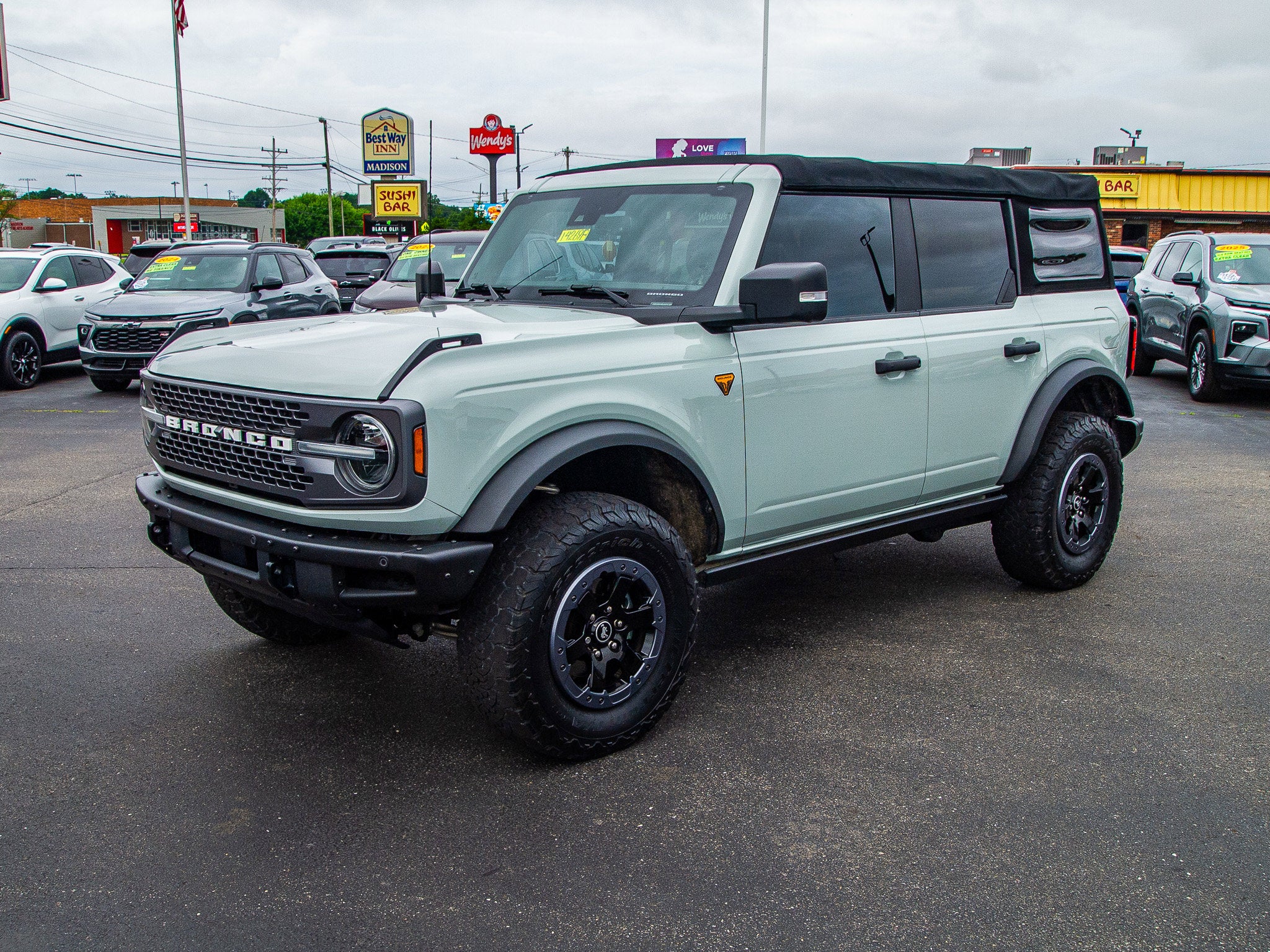 2021 Ford Bronco Base