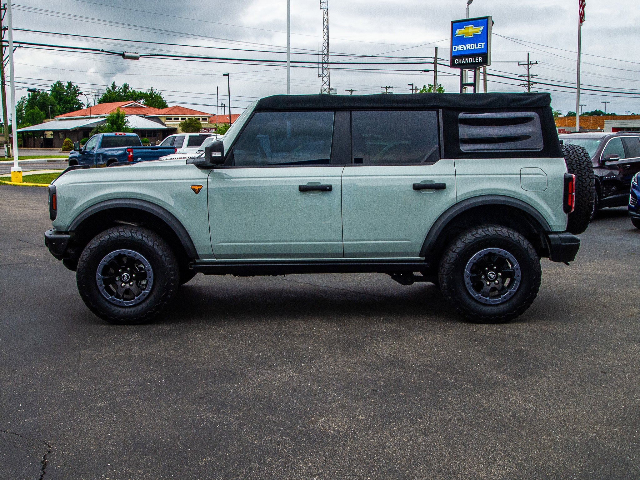 2021 Ford Bronco Base