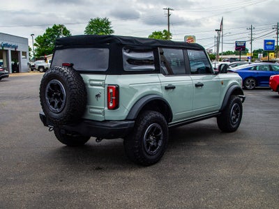2021 Ford Bronco Base