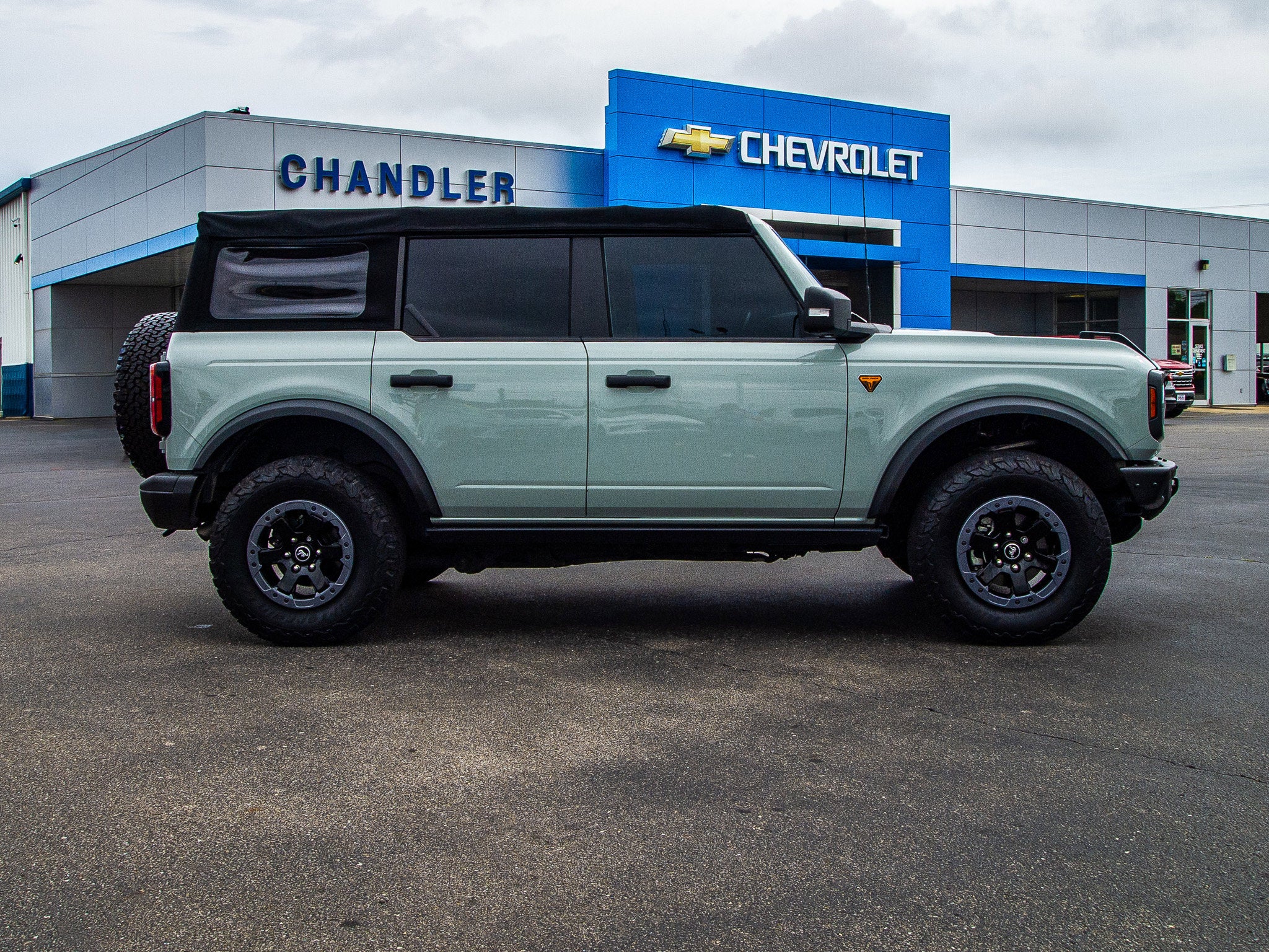 2021 Ford Bronco Base