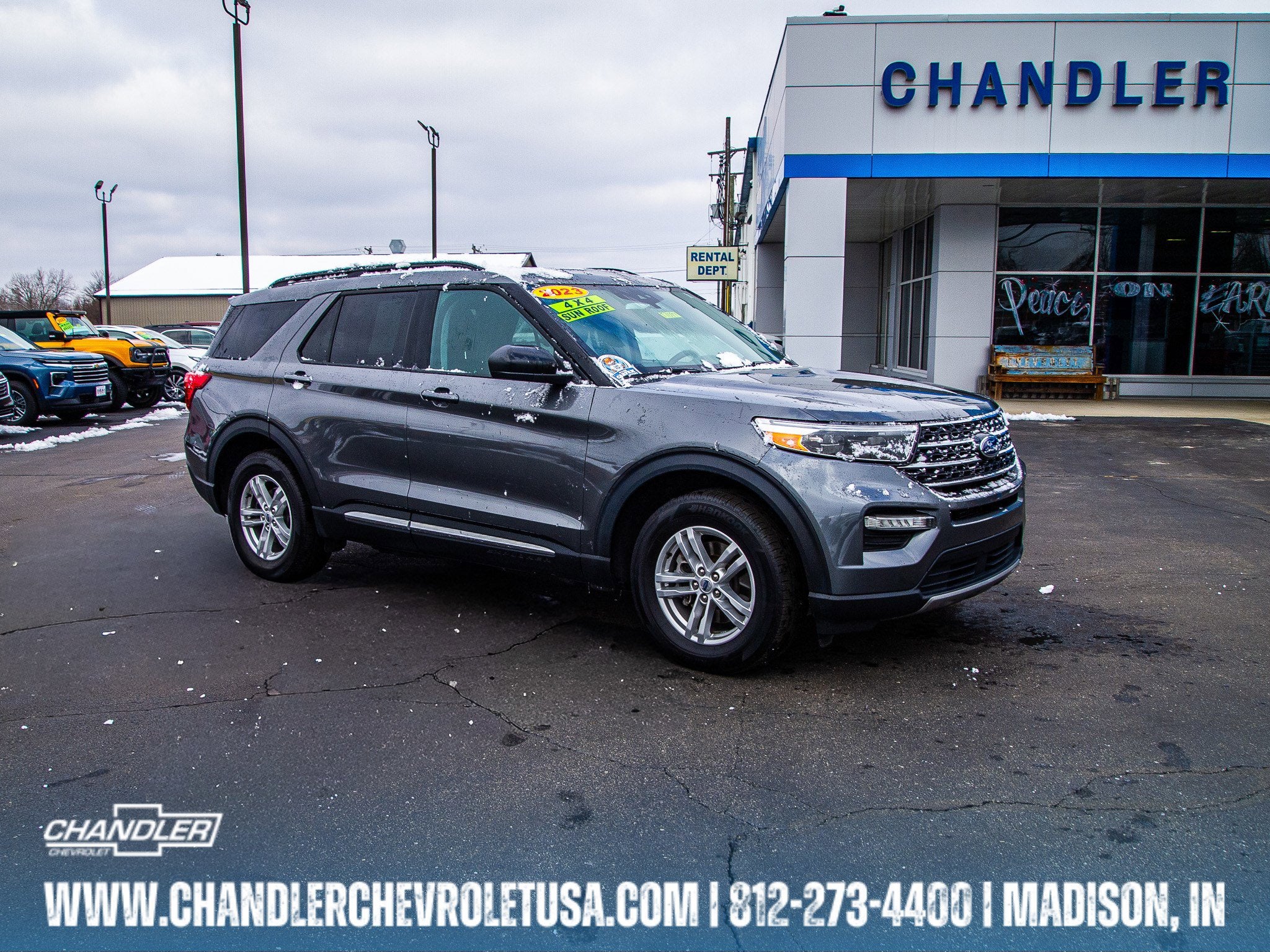 2023 Ford Explorer XLT