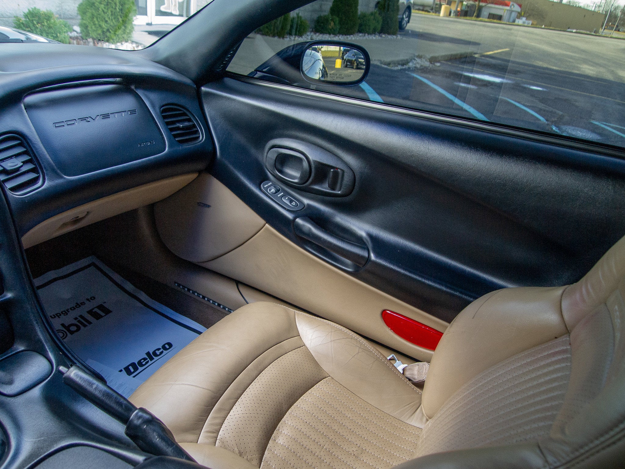 2000 Chevrolet Corvette Base