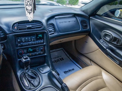 2000 Chevrolet Corvette Base