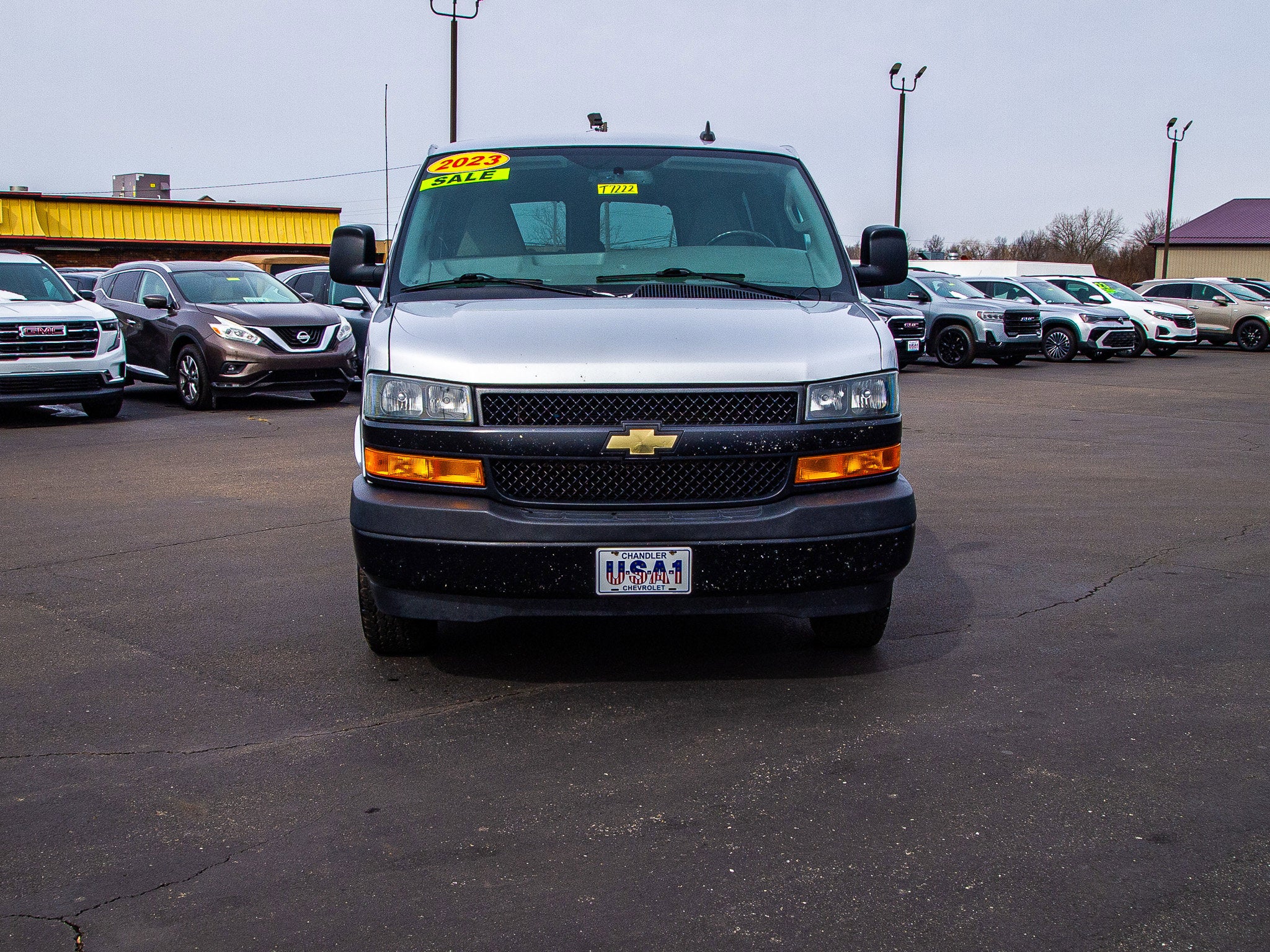 2023 Chevrolet Express Passenger 2500 1LS