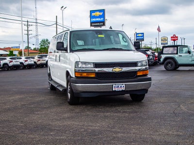 2020 Chevrolet Express Passenger 3500 1LT