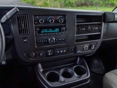 2020 Chevrolet Express Passenger 3500 1LT