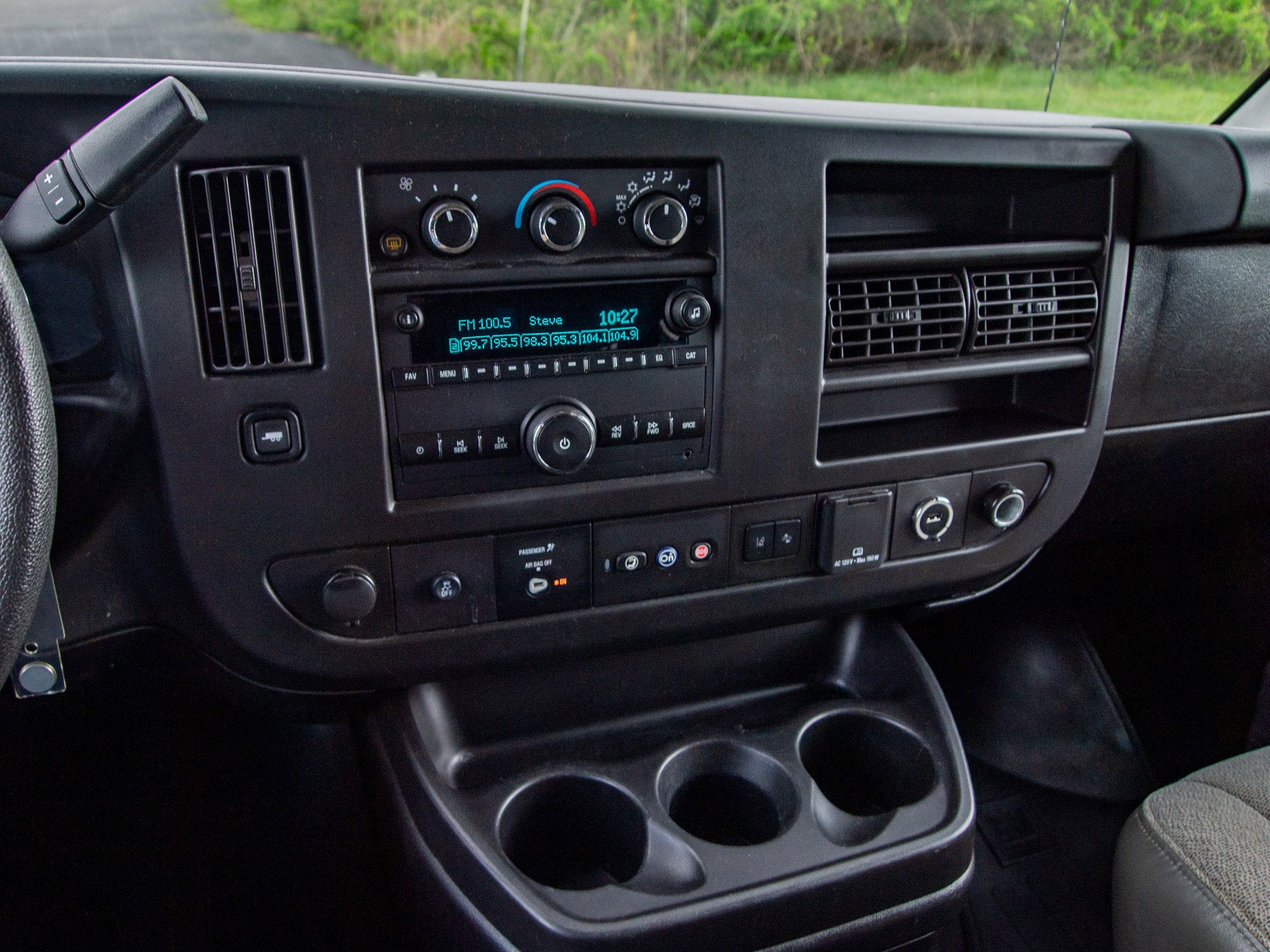 2020 Chevrolet Express Passenger 3500 1LT