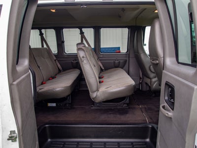 2020 Chevrolet Express Passenger 3500 1LT