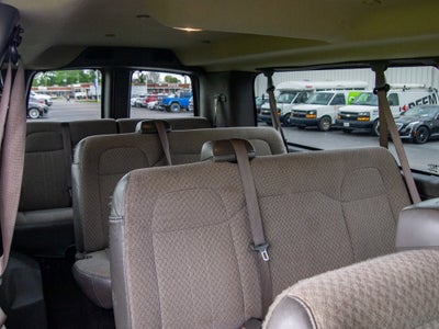 2020 Chevrolet Express Passenger 3500 1LT