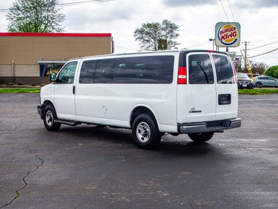 2020 Chevrolet Express Passenger 3500 1LT