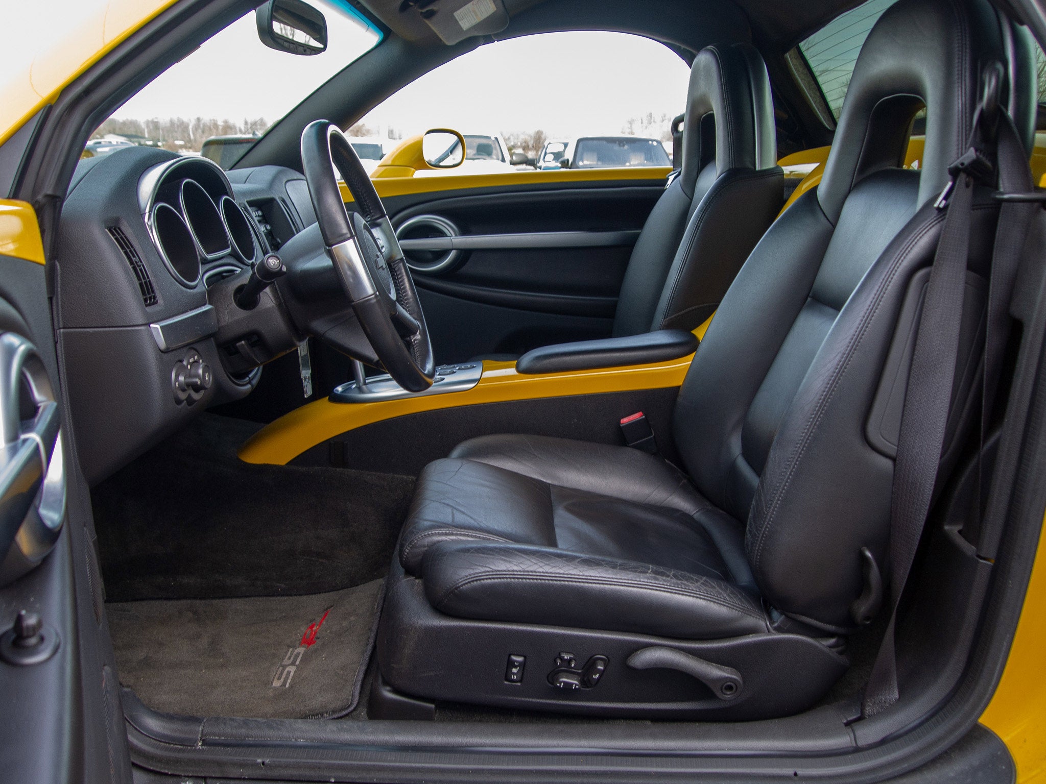 2004 Chevrolet SSR LS