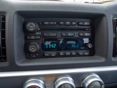 2004 Chevrolet SSR LS