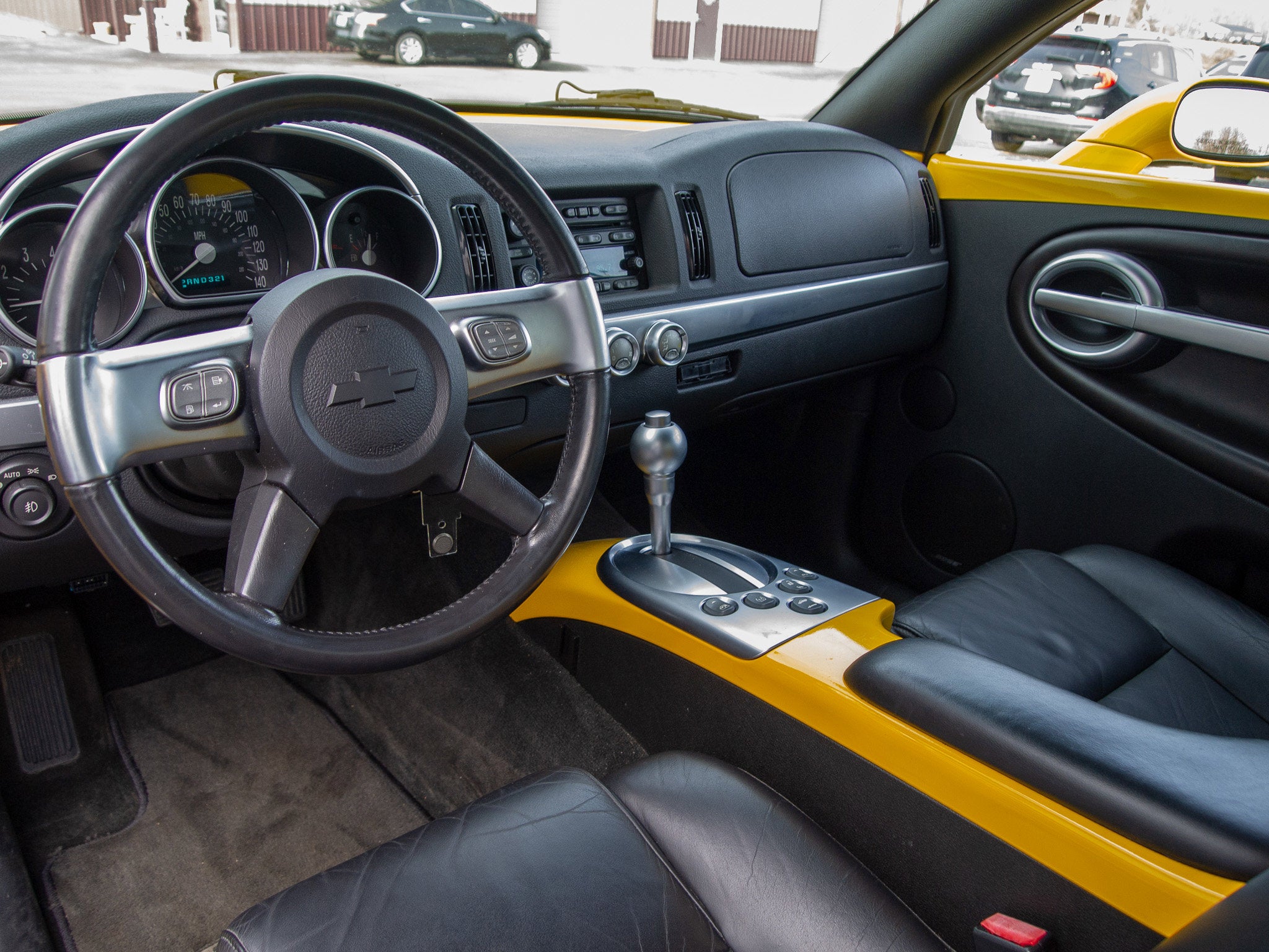 2004 Chevrolet SSR LS