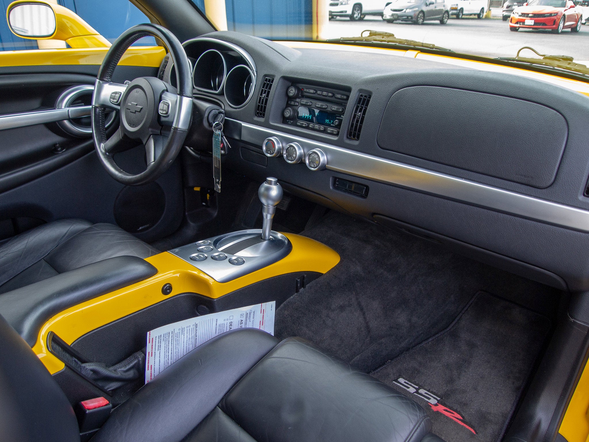 2004 Chevrolet SSR LS