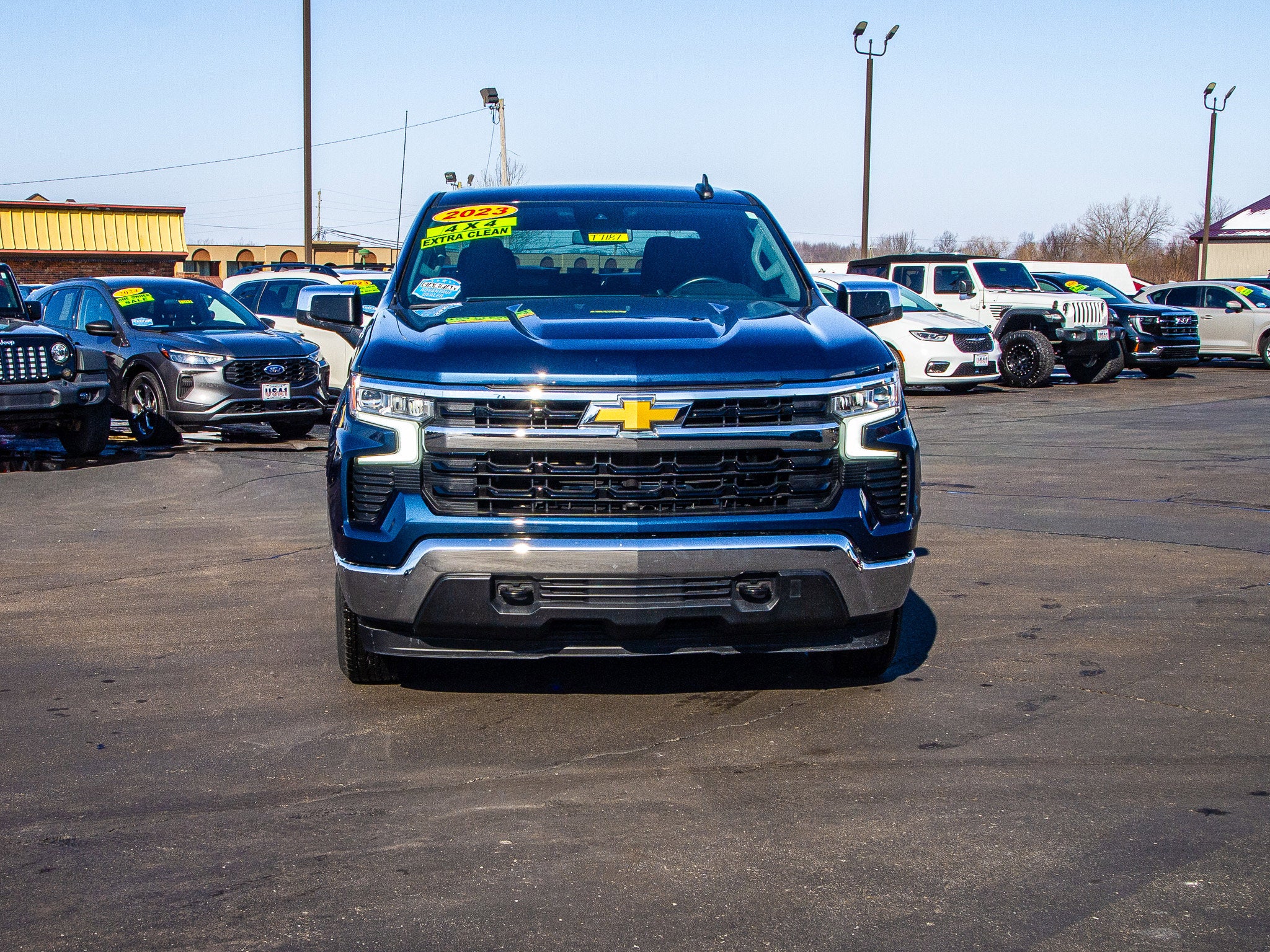 2023 Chevrolet Silverado 1500 LT