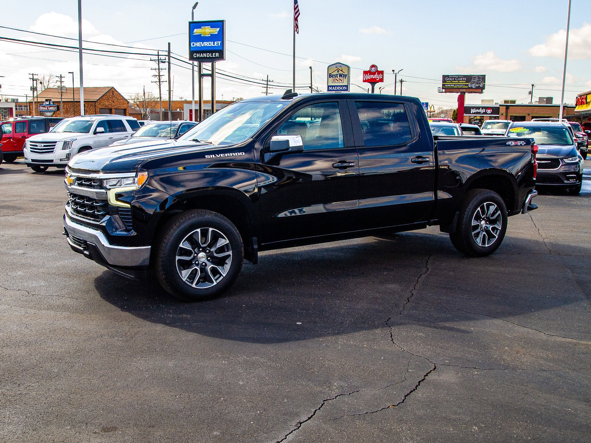2023 Chevrolet Silverado 1500 LT (2FL)