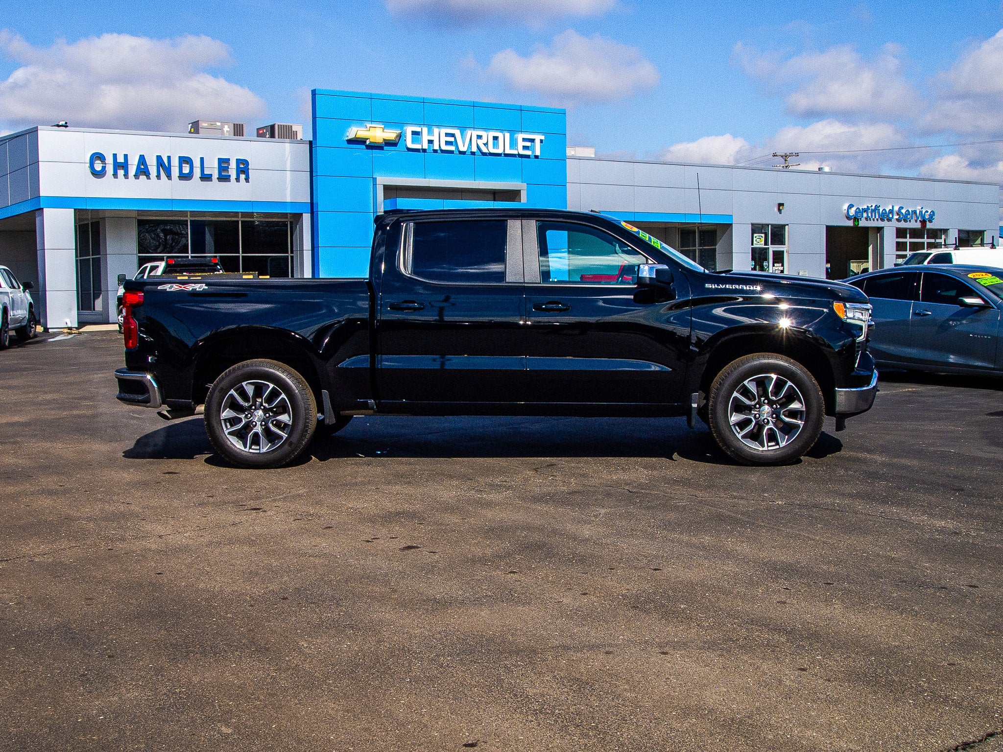 2023 Chevrolet Silverado 1500 LT (2FL)