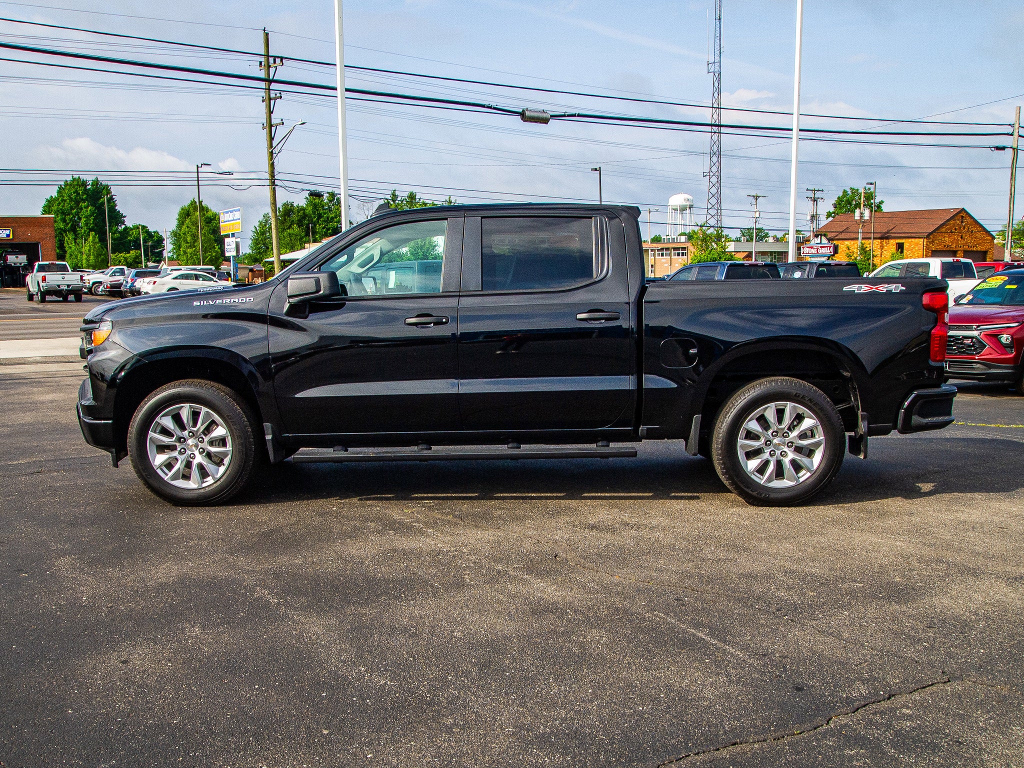 2025 Chevrolet Silverado 1500 Custom