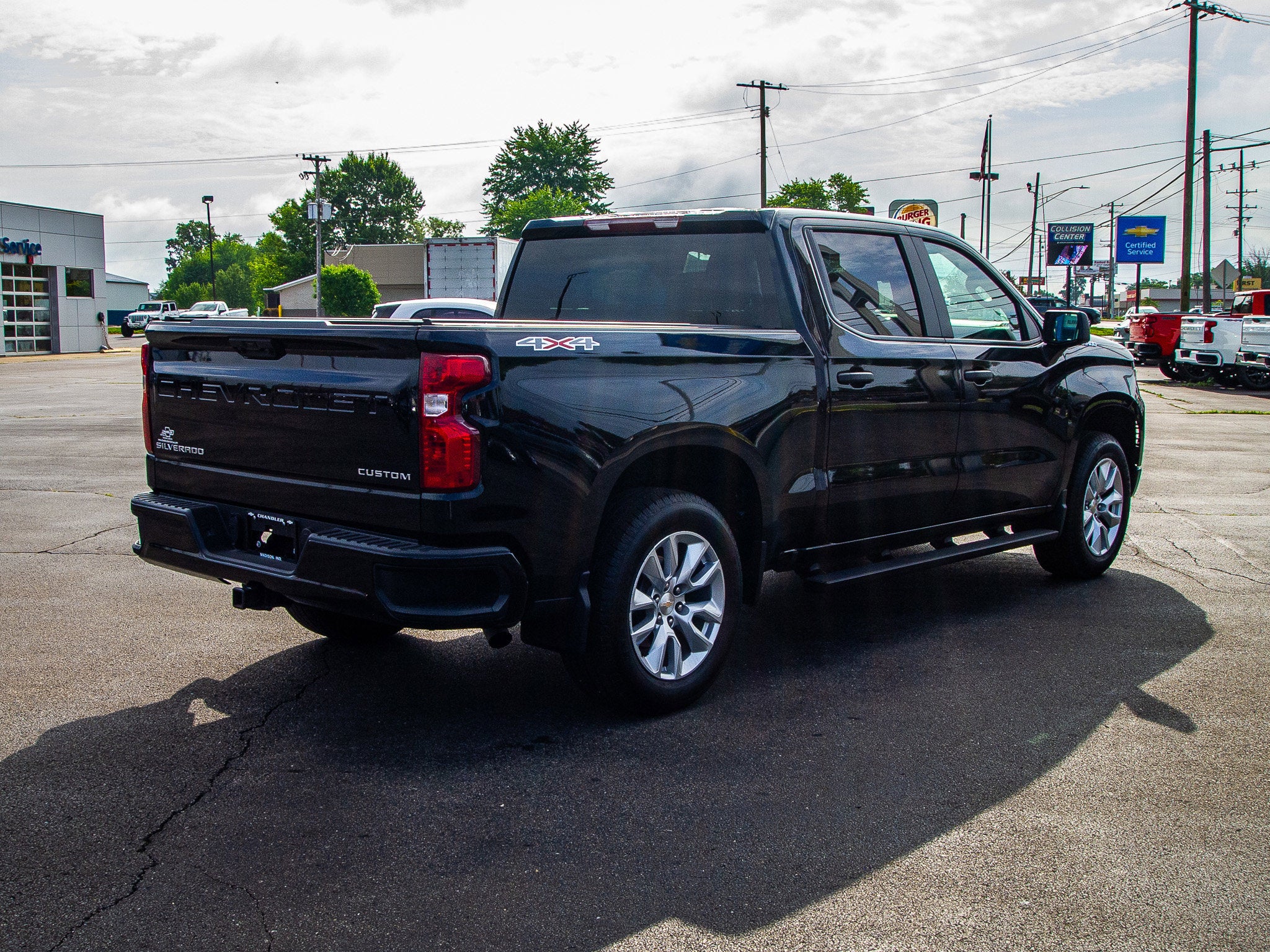 2025 Chevrolet Silverado 1500 Custom