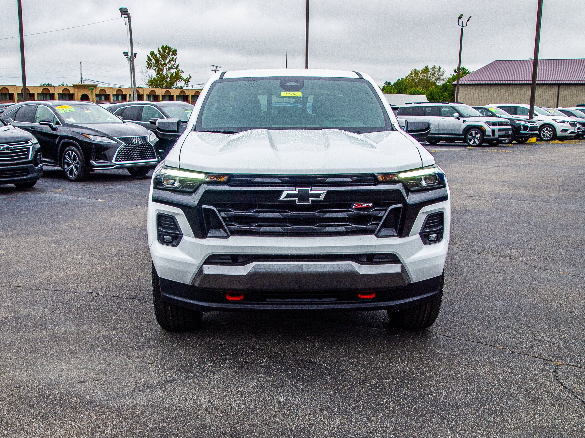 2026 Chevrolet Colorado Z71 - Photo 2