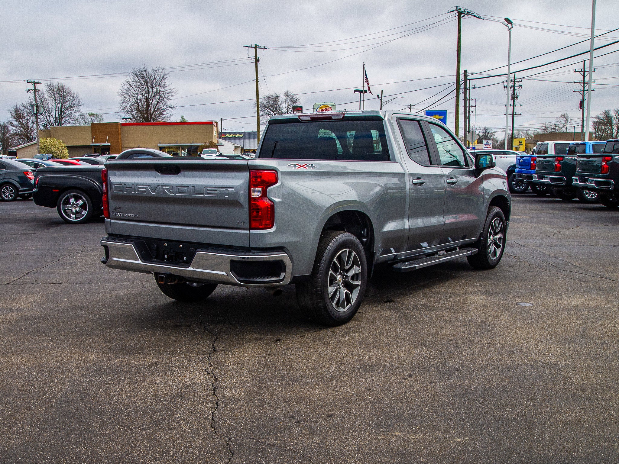 2023 Chevrolet Silverado 1500 LT (2FL)