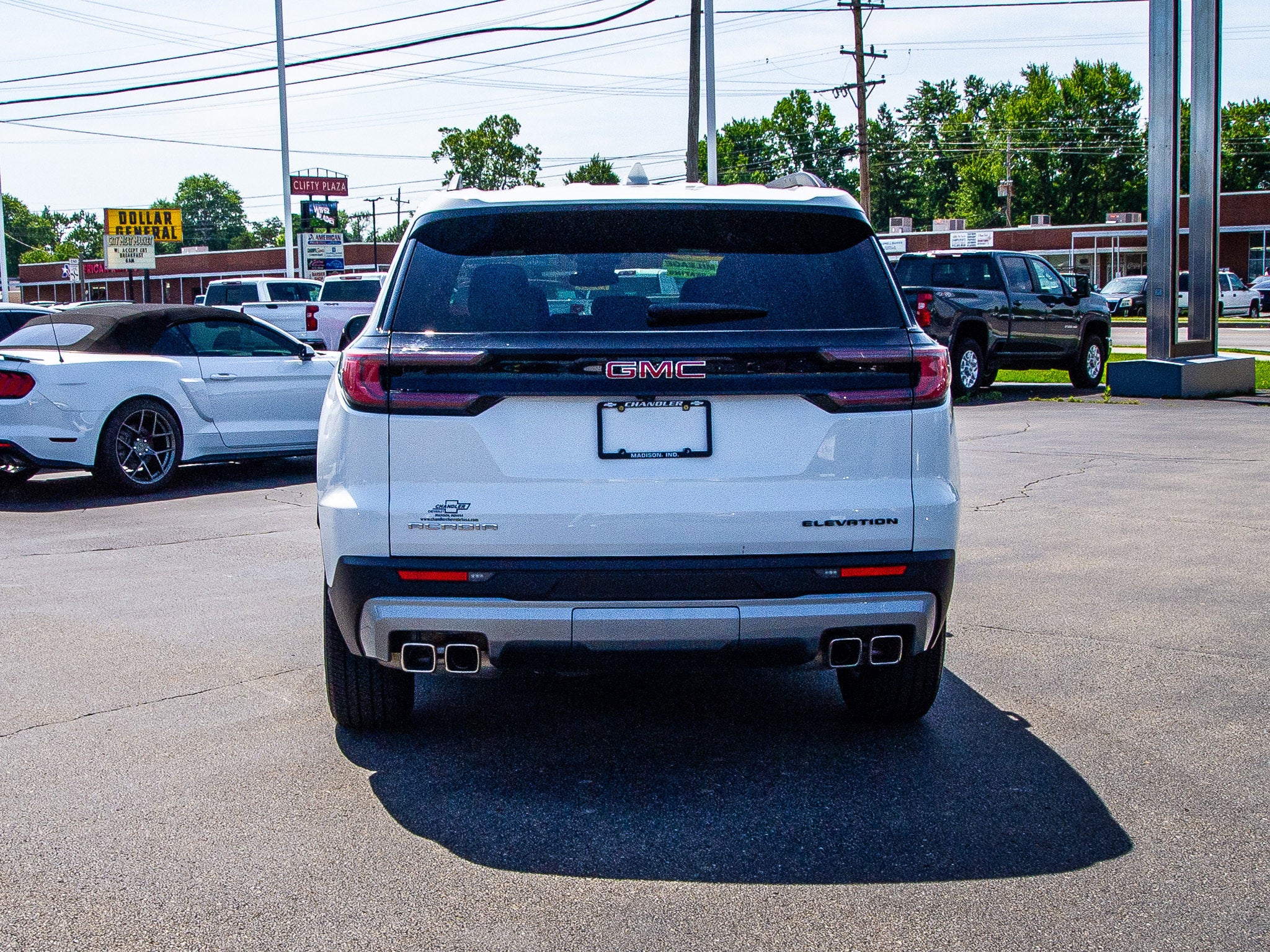 2025 GMC Acadia Elevation