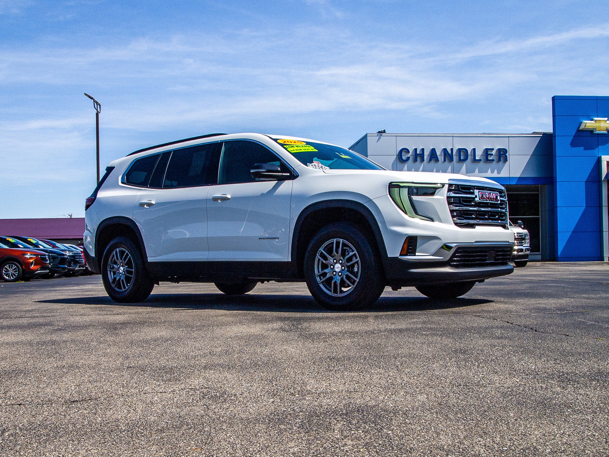 2025 GMC Acadia Elevation