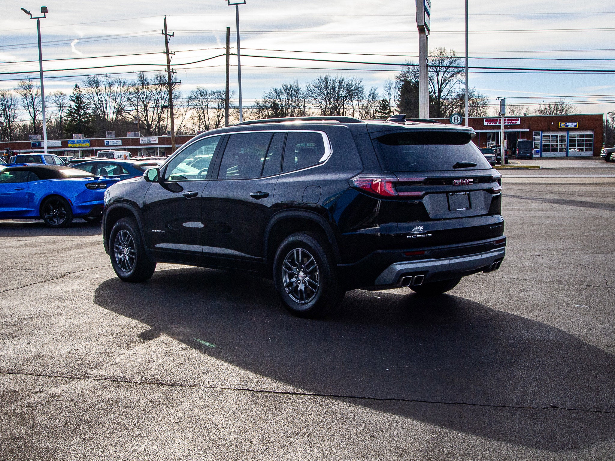 2025 GMC Acadia Elevation