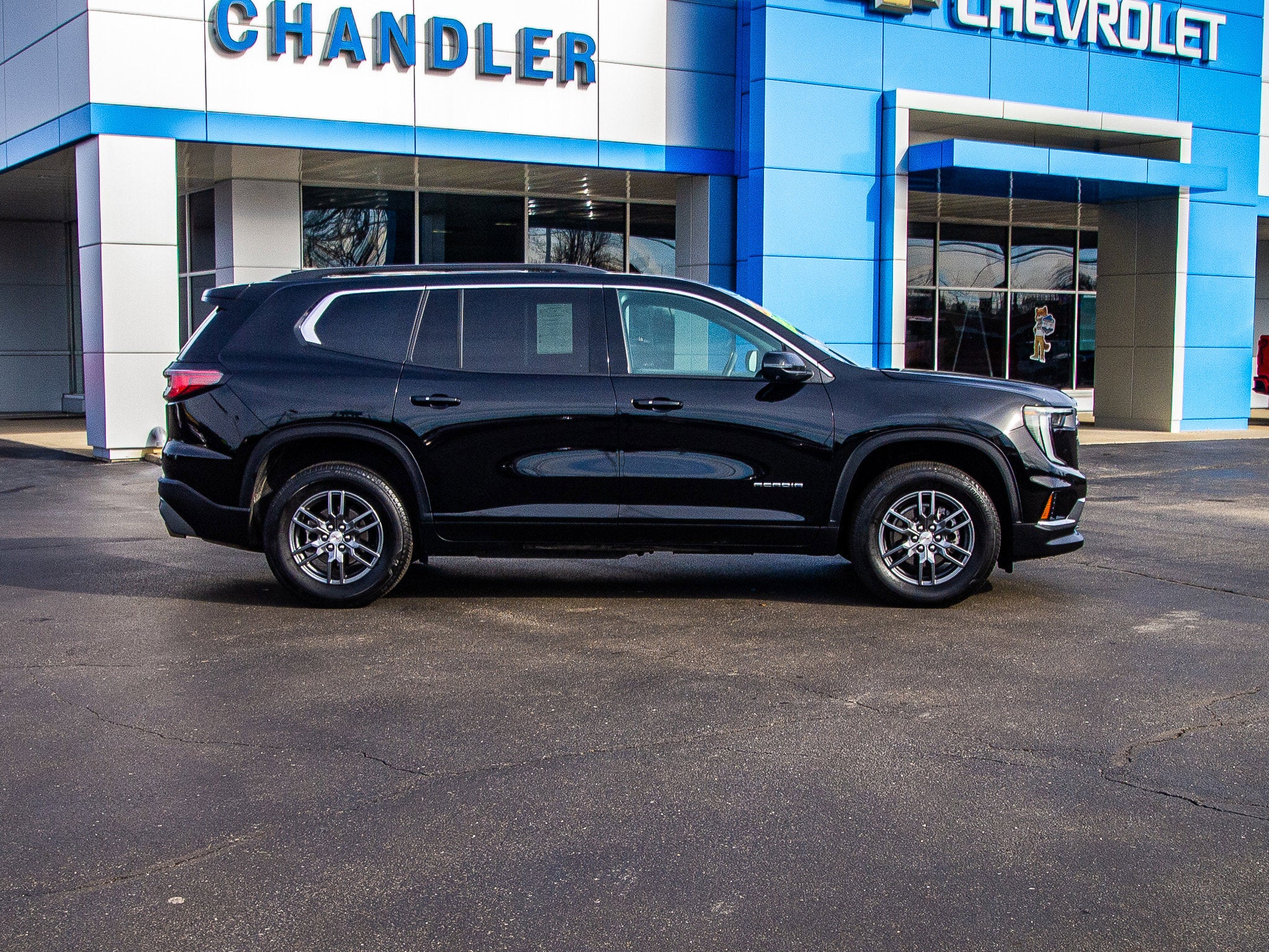 2025 GMC Acadia Elevation