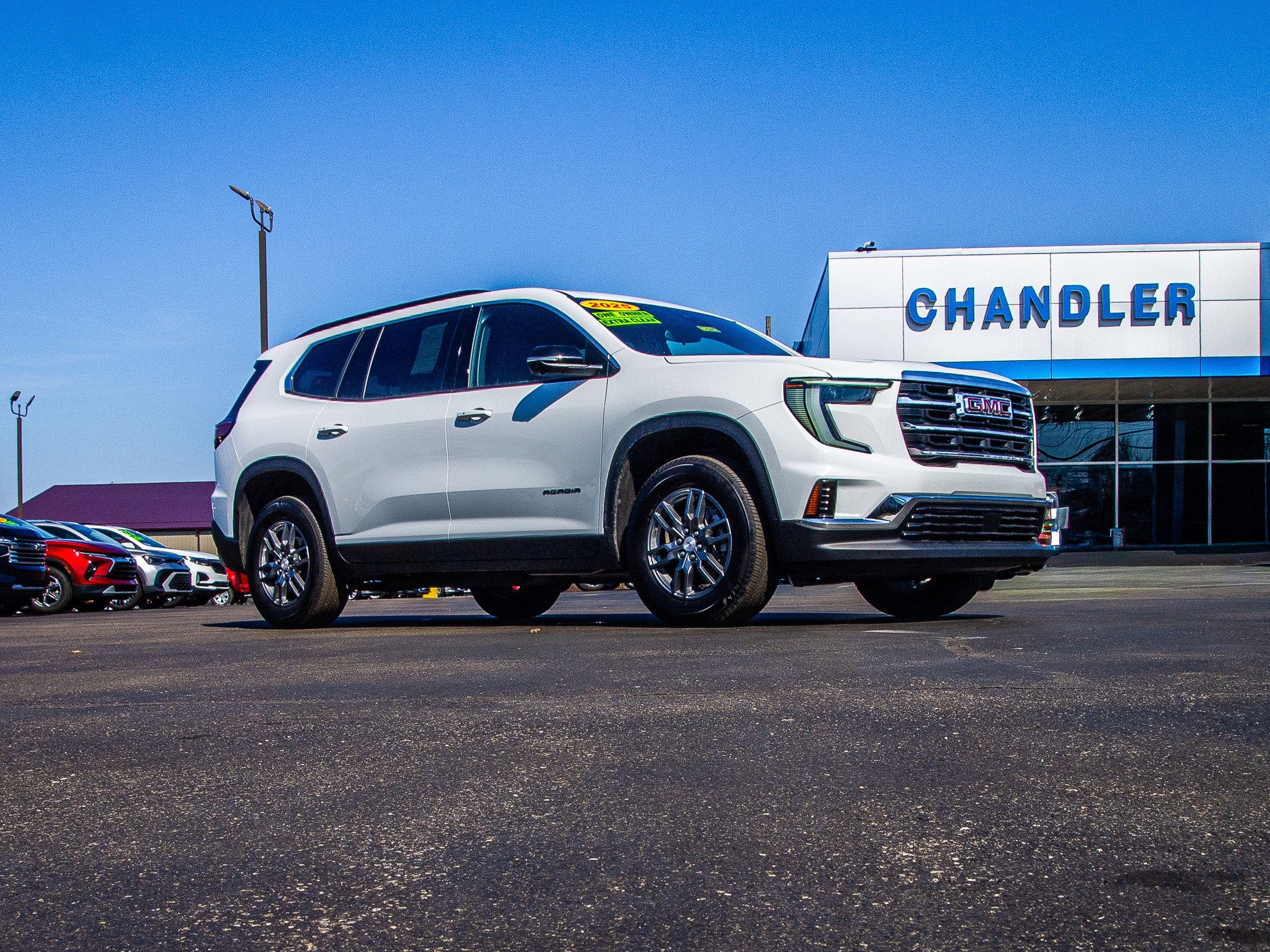 2025 GMC Acadia Elevation