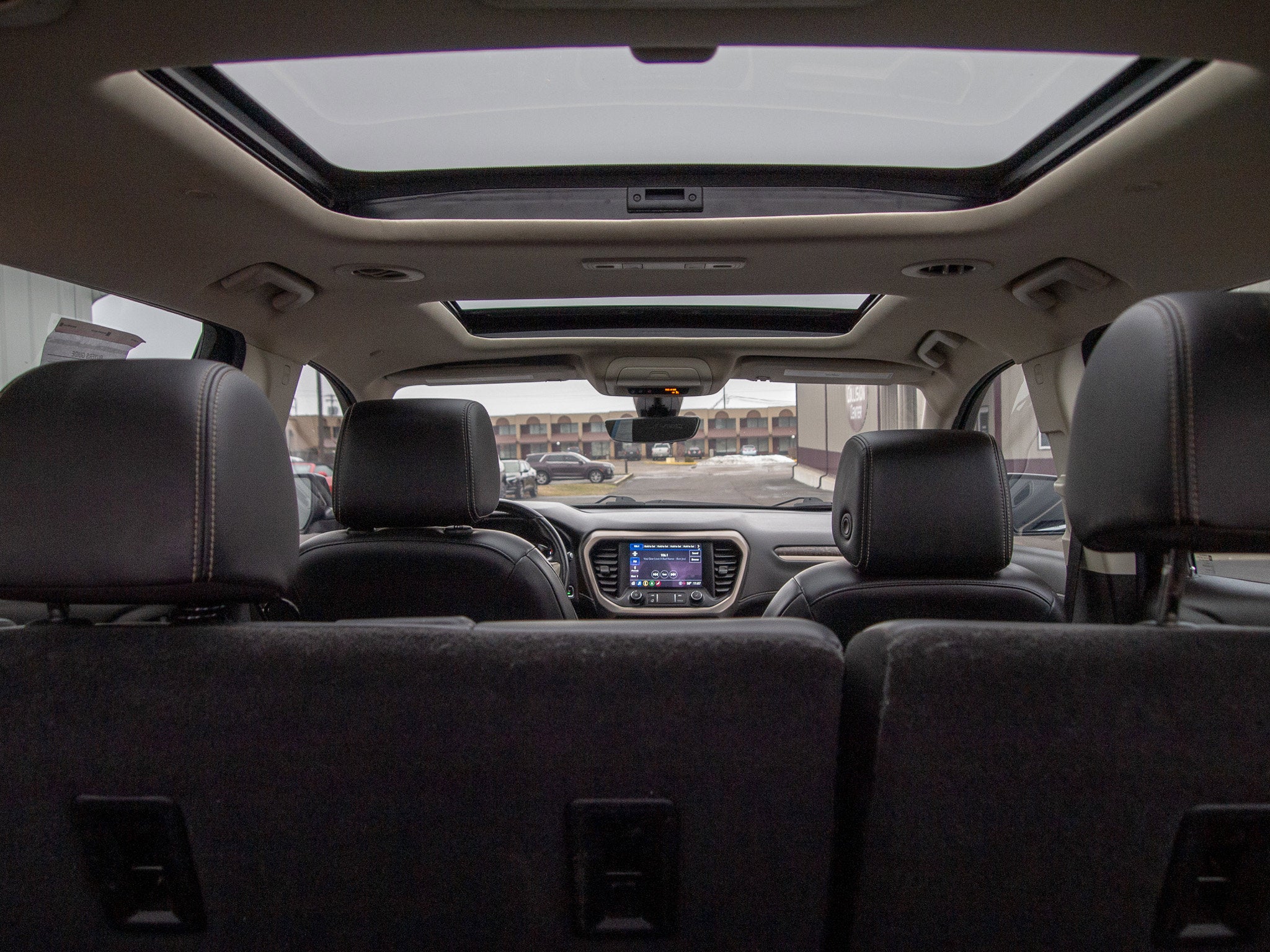 2022 GMC Acadia Denali