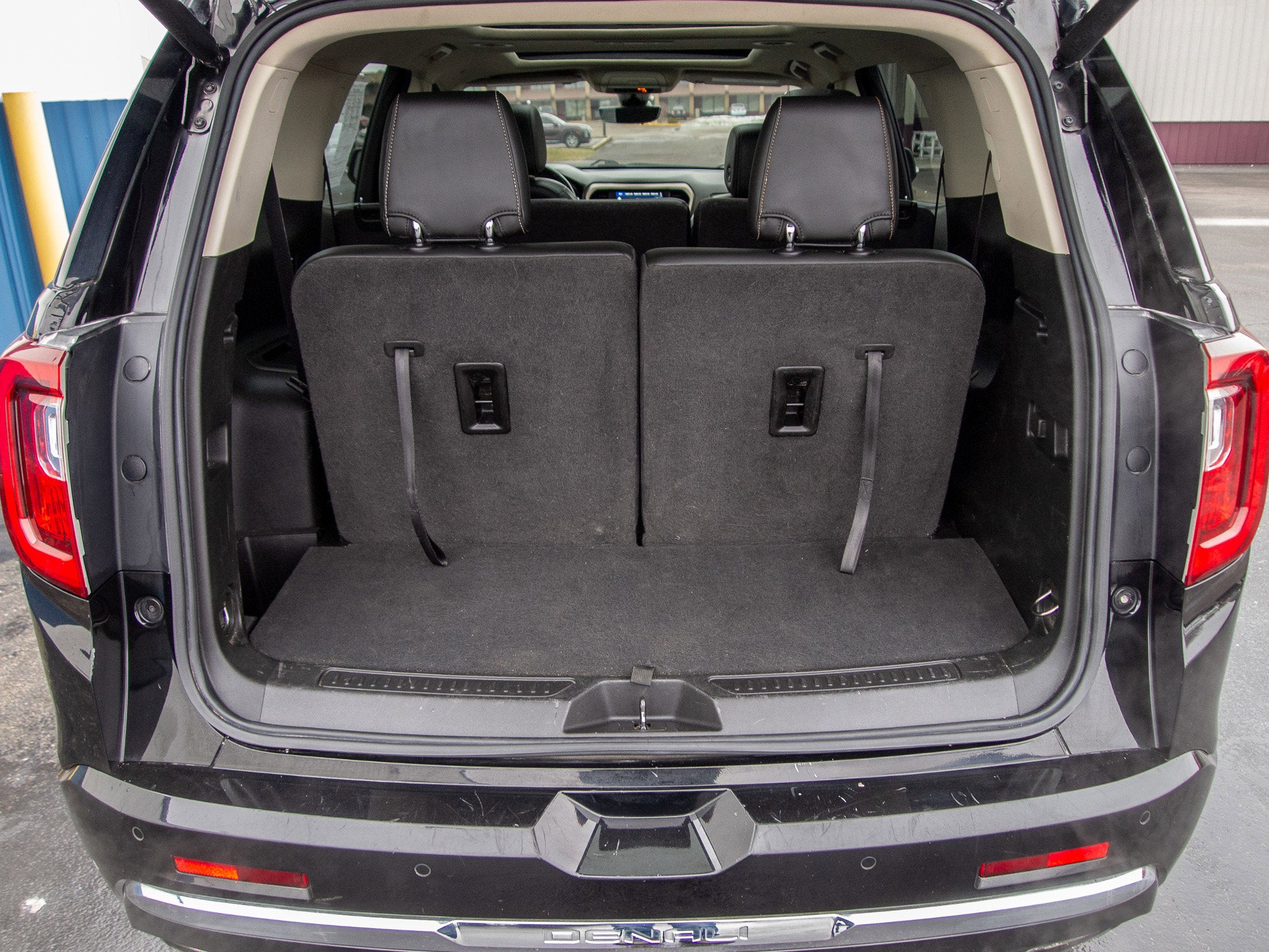 2022 GMC Acadia Denali