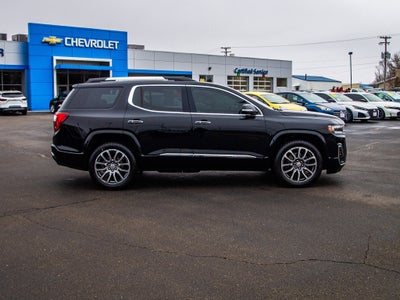 2022 GMC Acadia Denali
